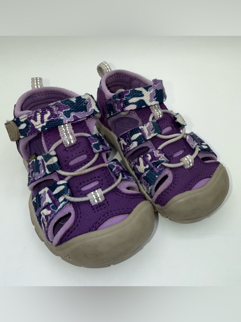 KEEN Newport H2 Toddler Sandals Purple Camo Closed Toe Water Shoes Size 5